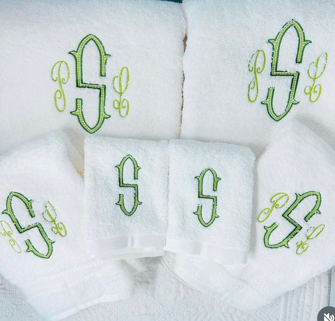 Monogrammed Bath Towel Set